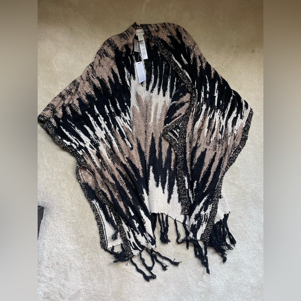 Knit autumn-colored ruana from Chico’s | elegant shawl | shimmery | fringed